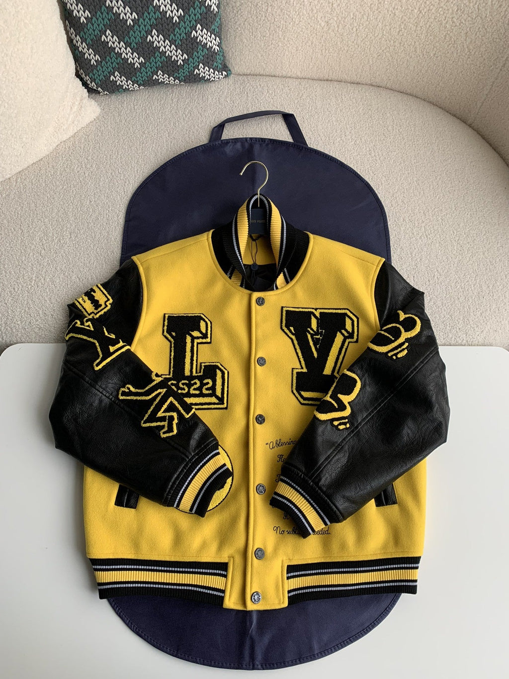 Casaco LV